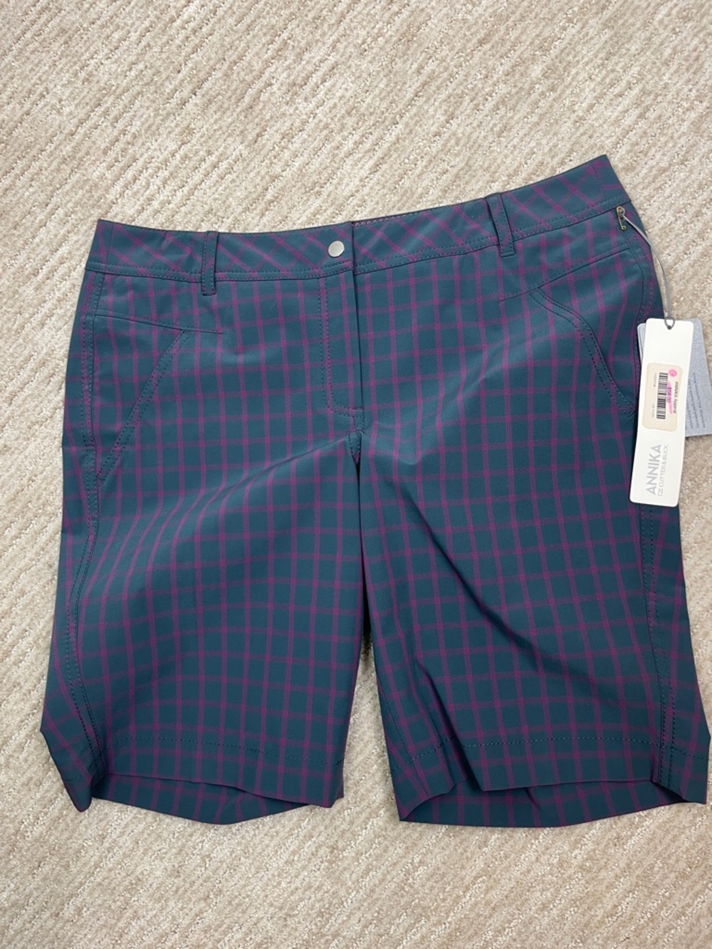 Annika Cutter & Buck Women’s 12 Golf Bermuda Shorts NWT Navy Pink Plaid Stretch